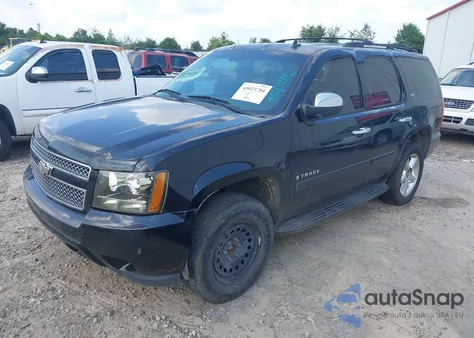 2008 Chevrolet Tahoe Ltz z USA, uszkodzony, nr VIN 1GNFK13028J184036